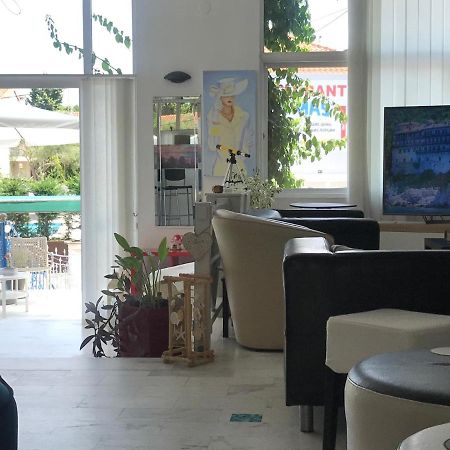 Victor Eleni Hotel Ханиоти Экстерьер фото